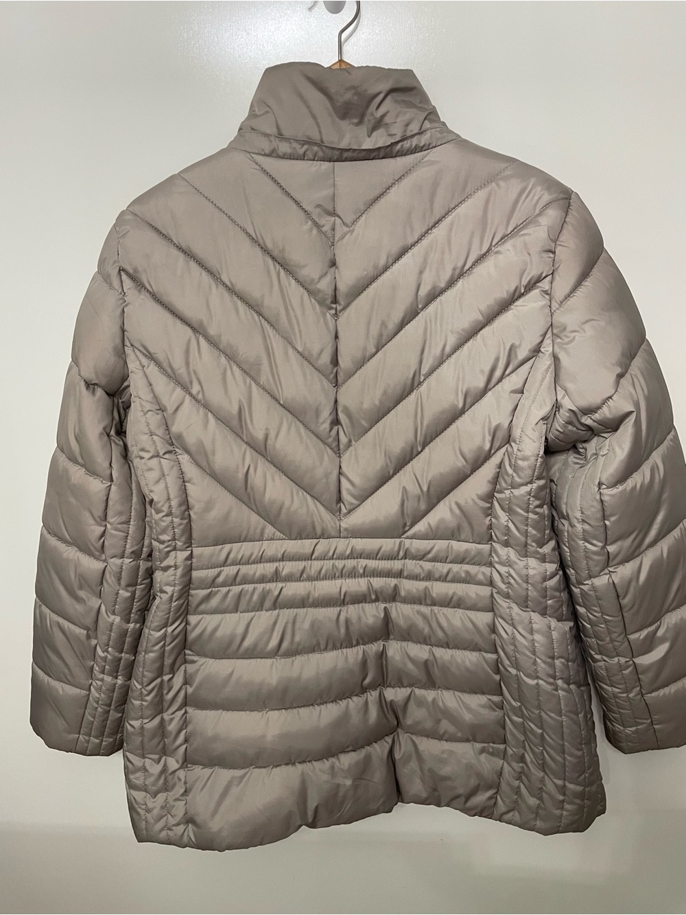 London Fog Women's Taupe Puffer Jacket Quilted Winter Coat size L - Picture 3 of 9